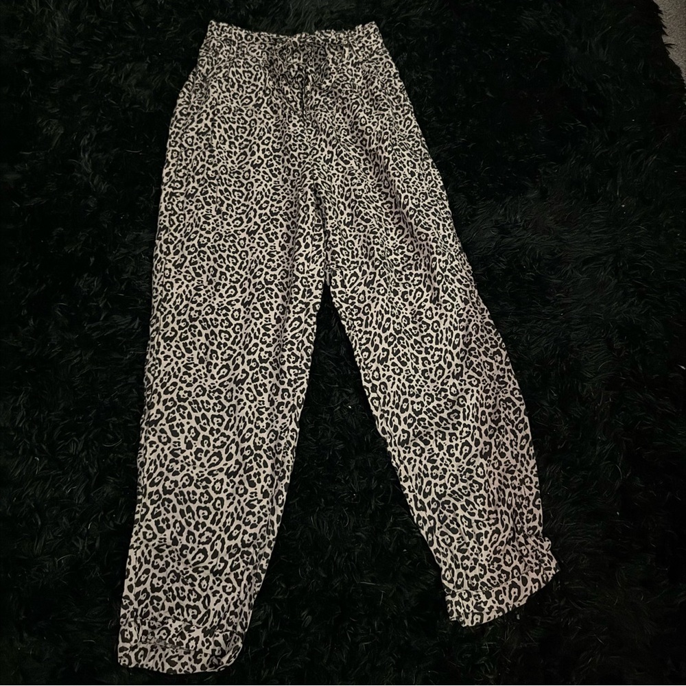 American Eagle Outfitters Leopard Print Pants - Black and White